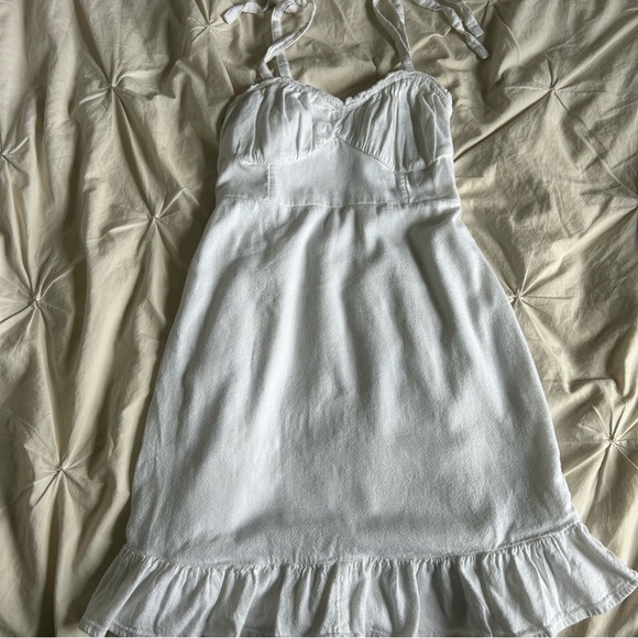 Hollister XS White Ruffled Mini Sundress - Picture 1 of 7